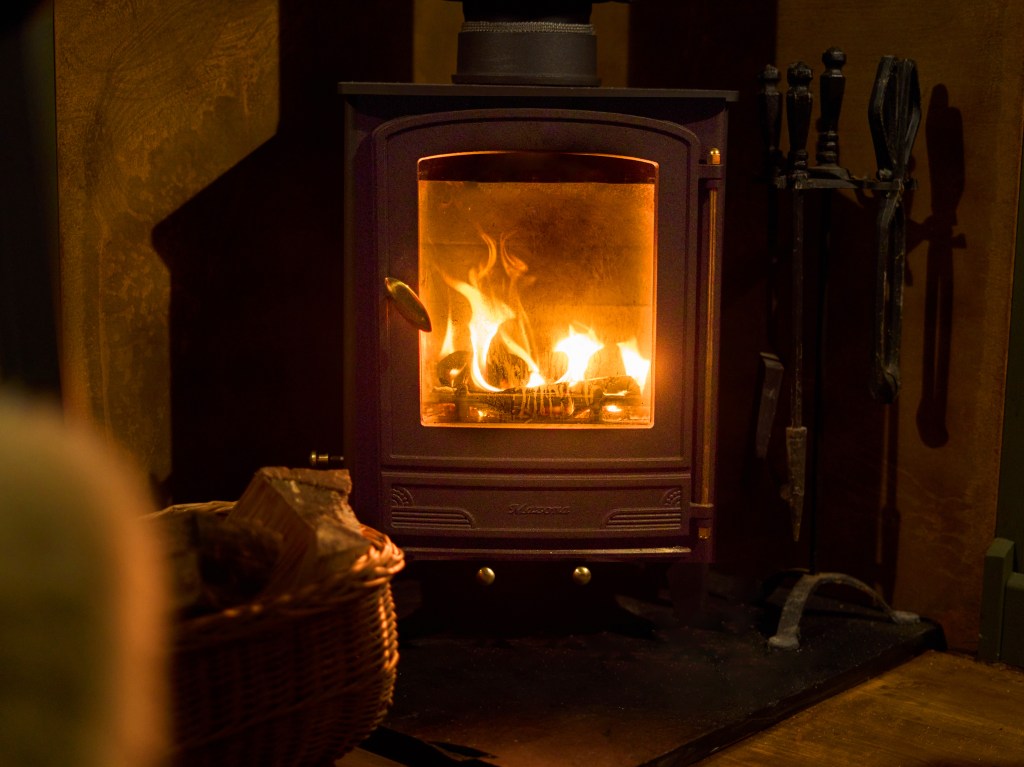 Shepards Hut log burner